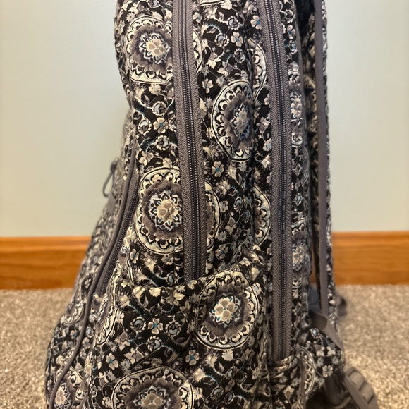 Vera Bradley Backpack - Picture 5 of 8